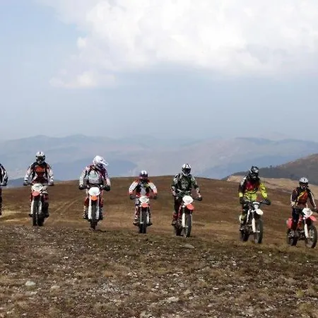 Sia Stars Kupres-premium Uz Stazu I Pogled Na Vrhove- Bikers Friendly 公寓 *